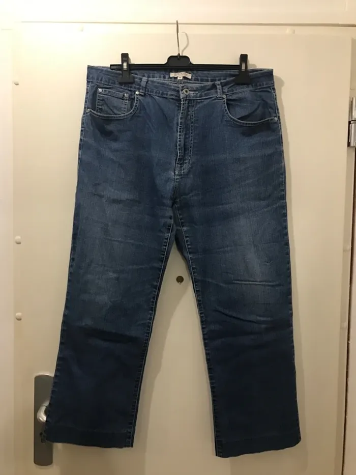 Pantalon court Jeans regulare scottage bleu ciel taille 46