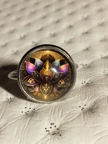 Tres belle bague , pour femme