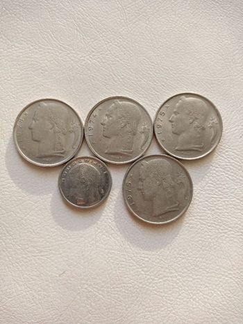 Un lot de franc Belge