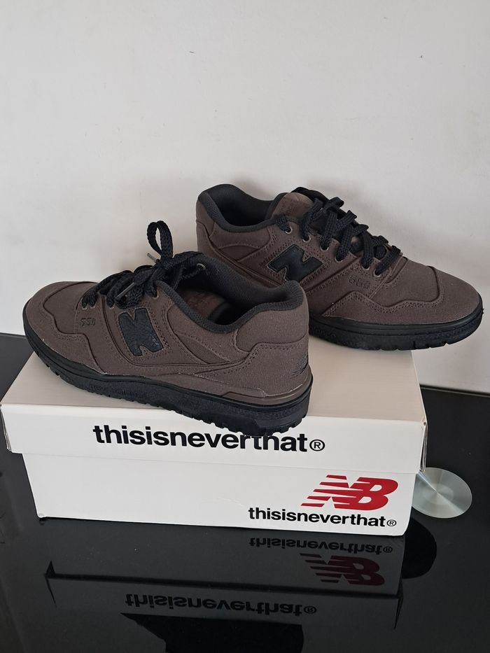 Baskets plate New Balance marron/noir, T41,5, neuve, fournit avc 2 couleurs lacets - photo numéro 3