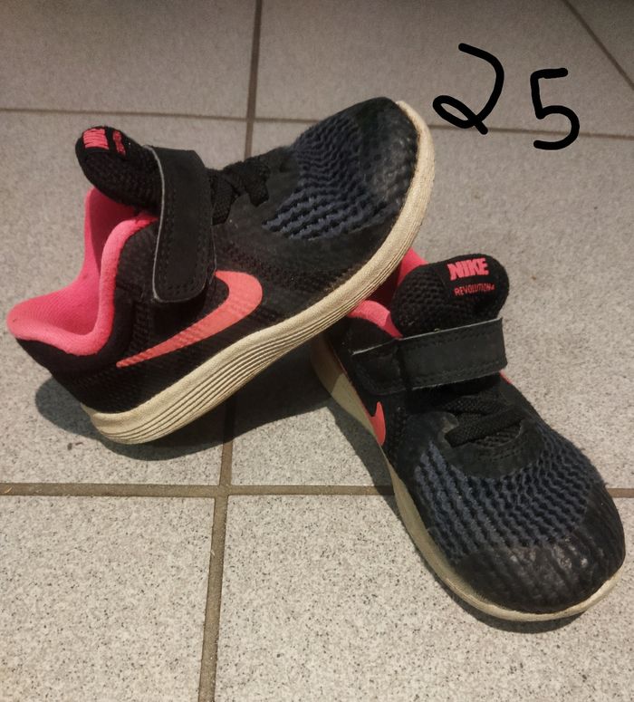 5€ Basquete Nike 25