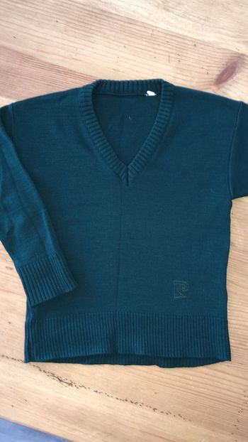 Pull fin pierre Cardin 4 ans