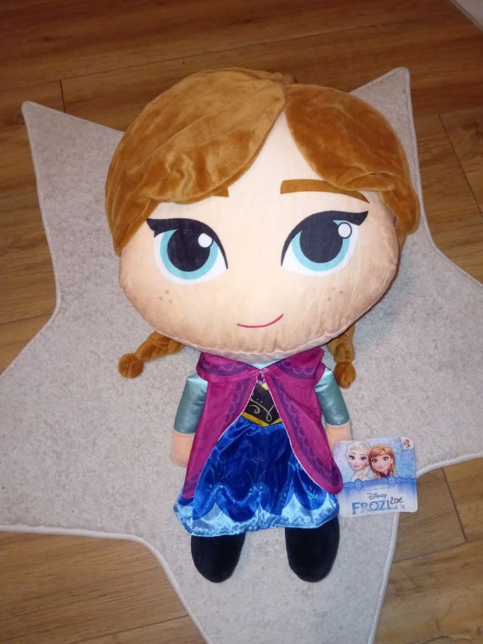 Peluche Disney la reine des neiges