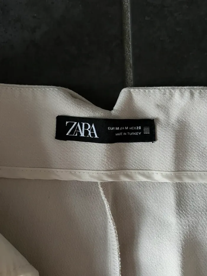 Pantalon Zara blanc cassé - photo numéro 2