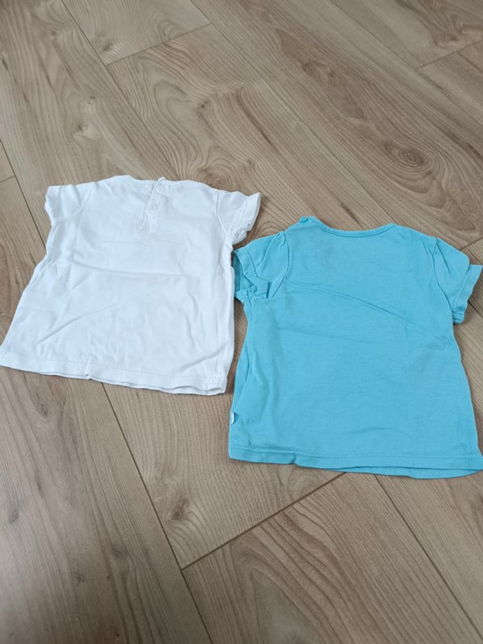Lot 2 t shirts manches courtes 6 mois fille - photo numéro 2