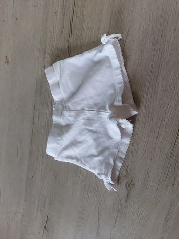 Short cout, blanc, Palomino, taille 104/4 ans, mis mais encore bien