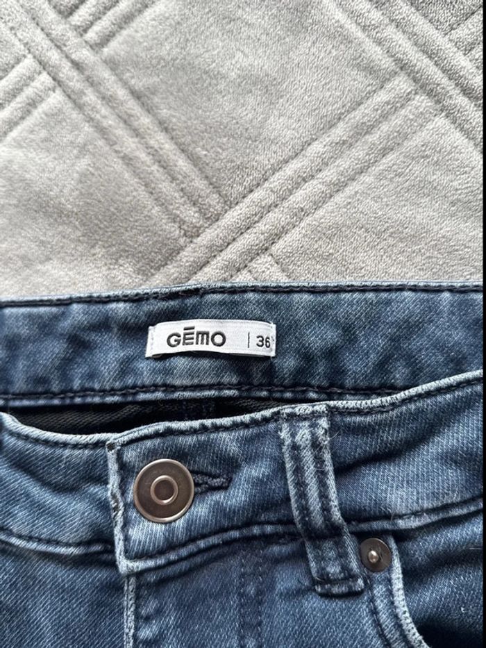 Jean bleu pour homme coupe droite - Gemo - taille 36 - très bon état - photo numéro 6