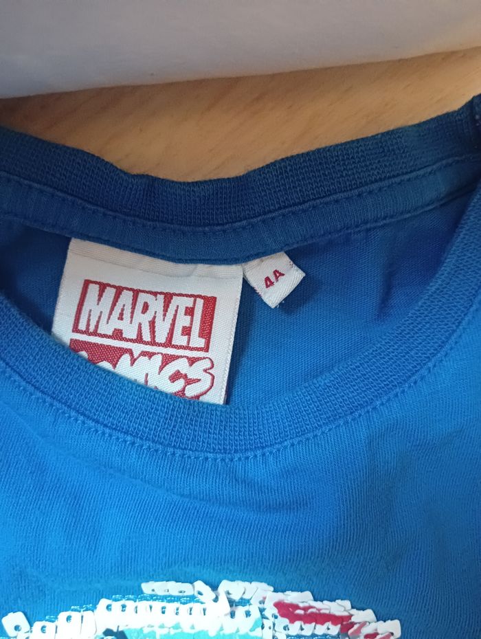 Haut Marvel 4 ans garçon - photo numéro 6