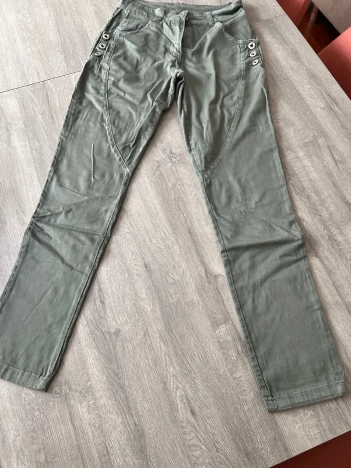 Jean Made in italy taille S - photo numéro 2
