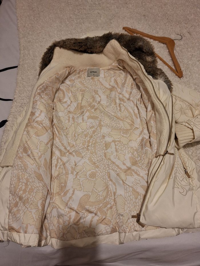 Doudoune desigual tres chaude et élégante - photo numéro 4