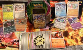 Lot carte Pokémon avec boîte 