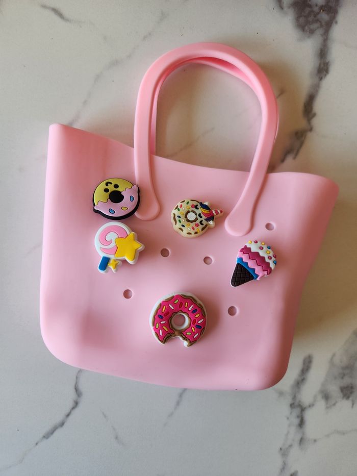 Sac avec 5 pins