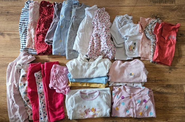 Lot vêtements fille 3 mois