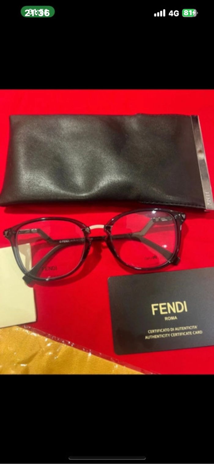 Lunette de vue fendi neutre neuf et jamais porter - photo numéro 2