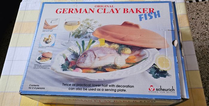 Plat en forme de poisson