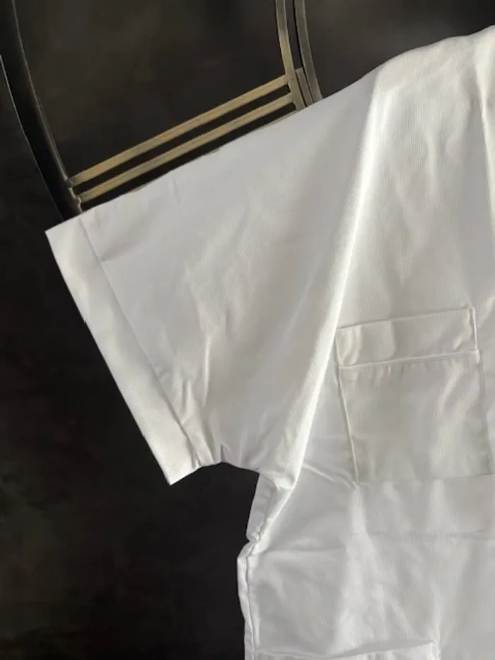 blouse de travail femme en coton strillé taille 48 / XXXL - photo numéro 5