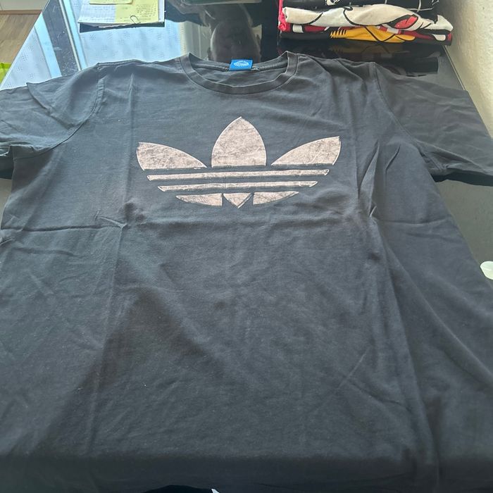 T-shirt adidas - photo numéro 2