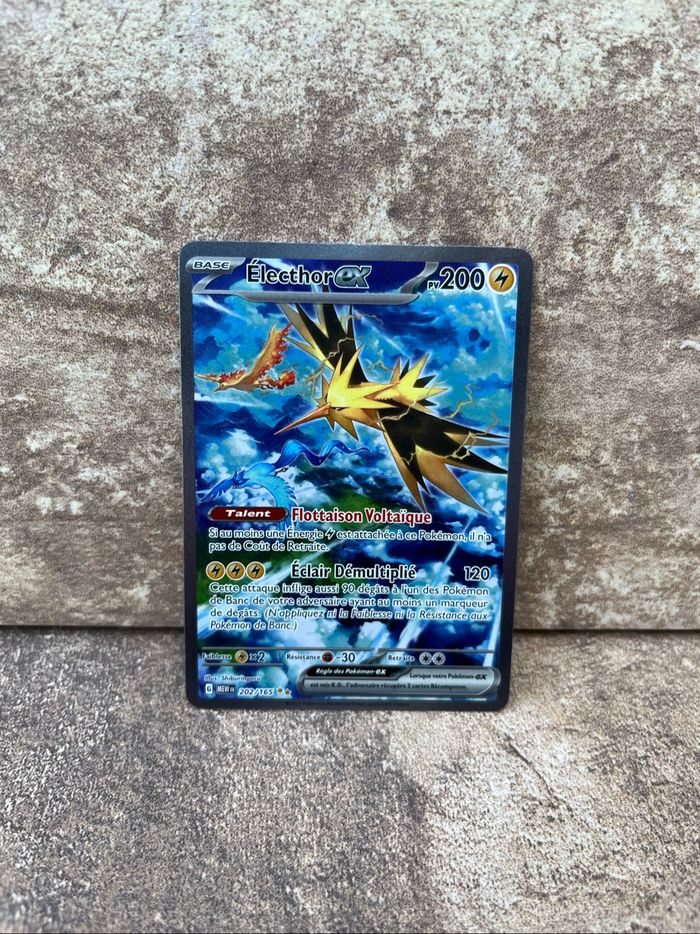 Carte Pokémon electhor mew 202