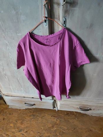 Tee shirt rose 3€ au lieu de 4€