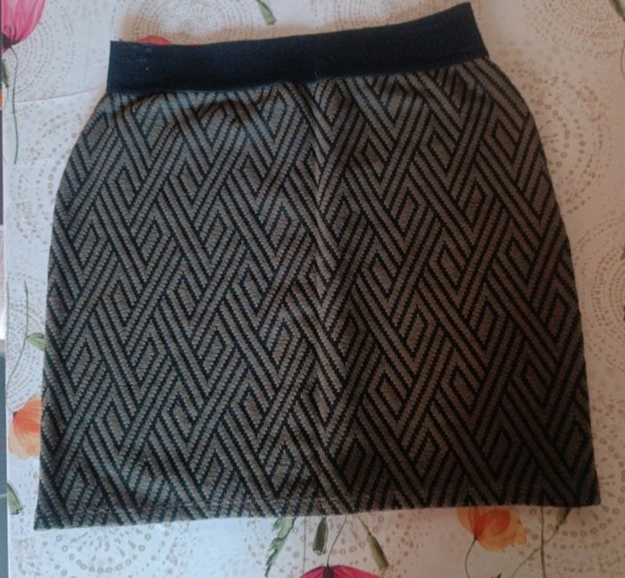 Jupe kaki/ noire - photo numéro 2