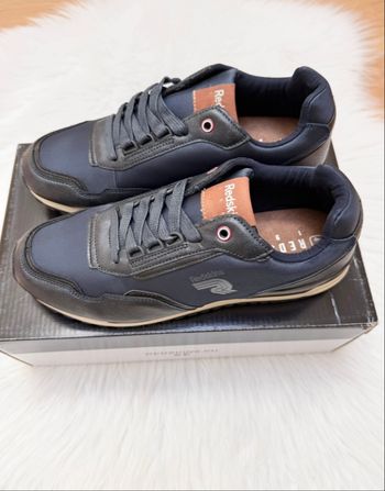 Baskets Redskins – Taille 41 – bleu marine/noir – Neuf avec boîte