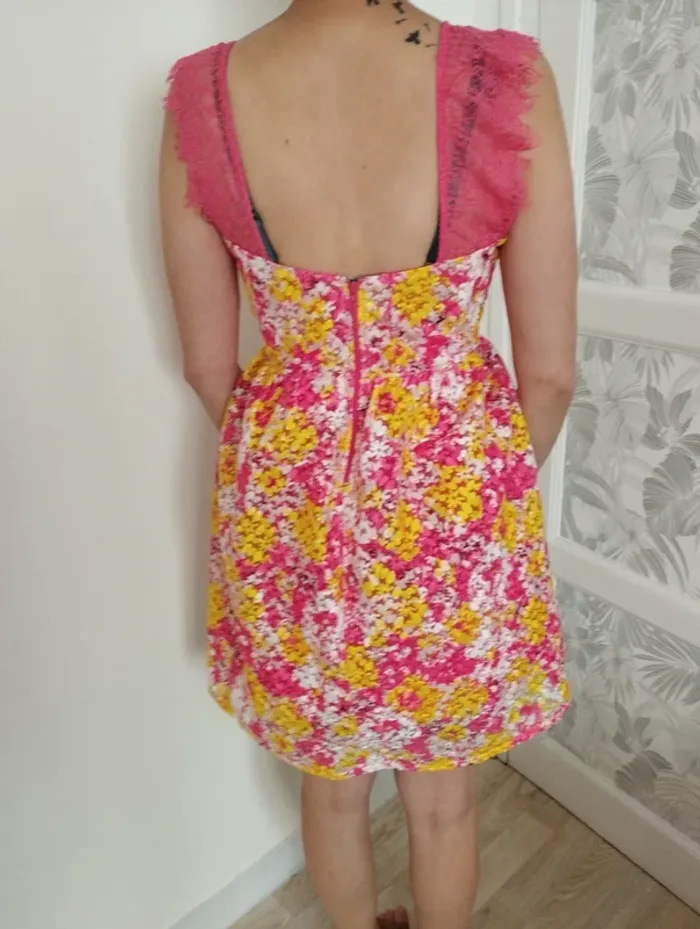 Robe Naf Naf - photo numéro 2