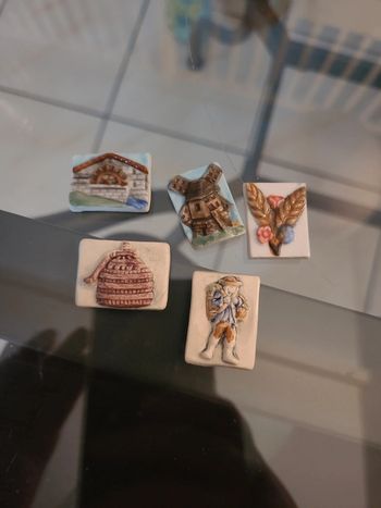 5 fèves plates moulin métiers