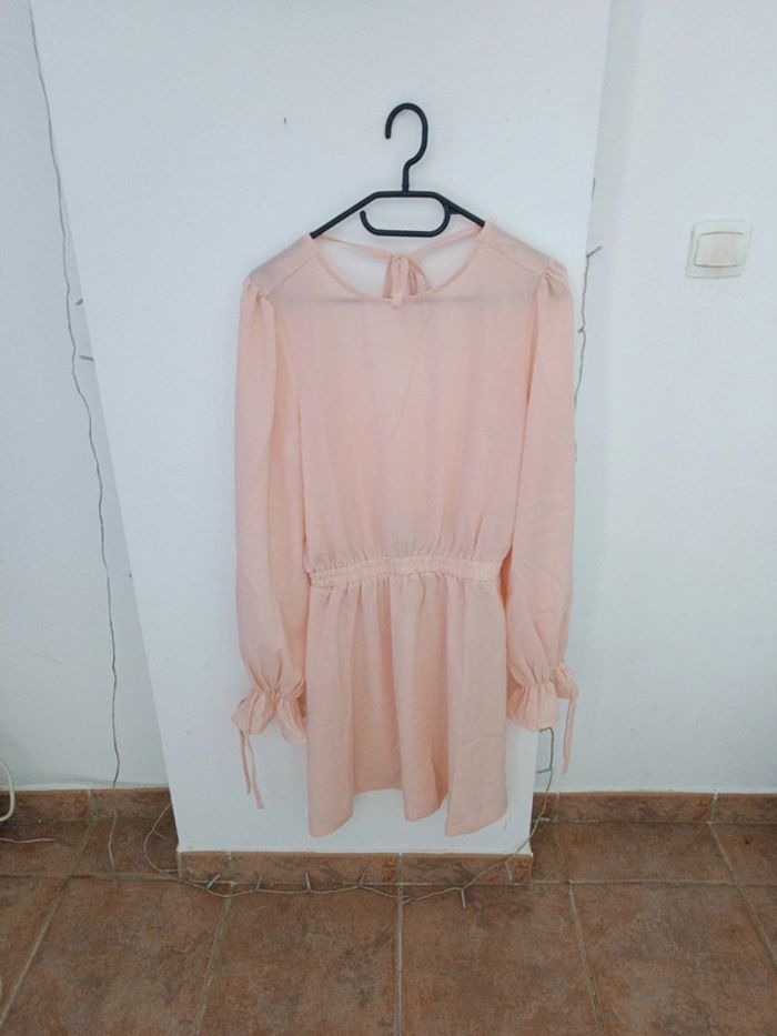 Robe Neuf - photo numéro 2