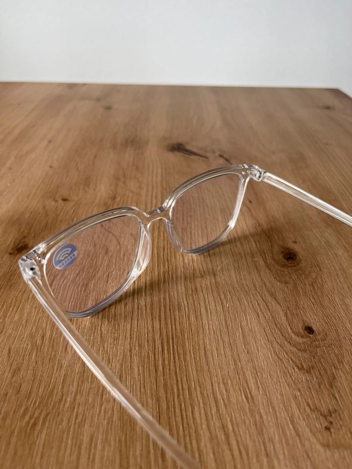 Lunettes lumières bleues neuves - photo numéro 5
