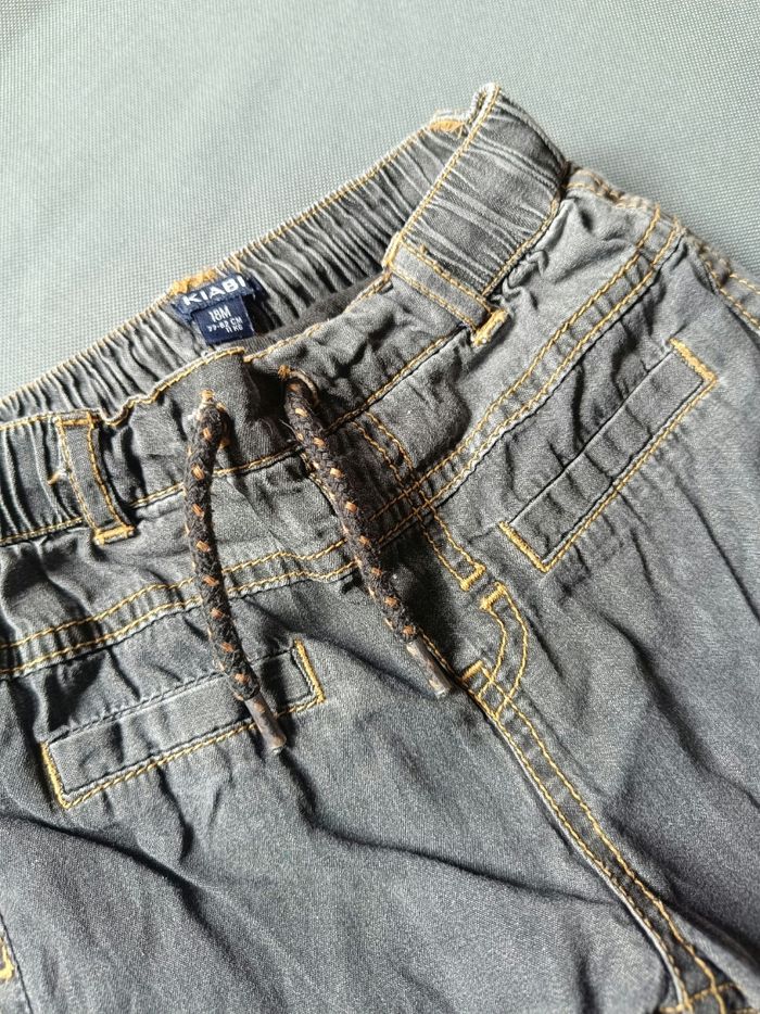 Jean gris fin 🦕 Taille 18 mois - photo numéro 2