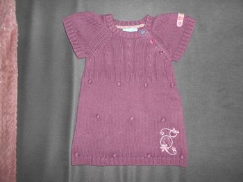 Robe Winnie l'ourson (Disney baby), taille: 9 mois à 0,50 EURO