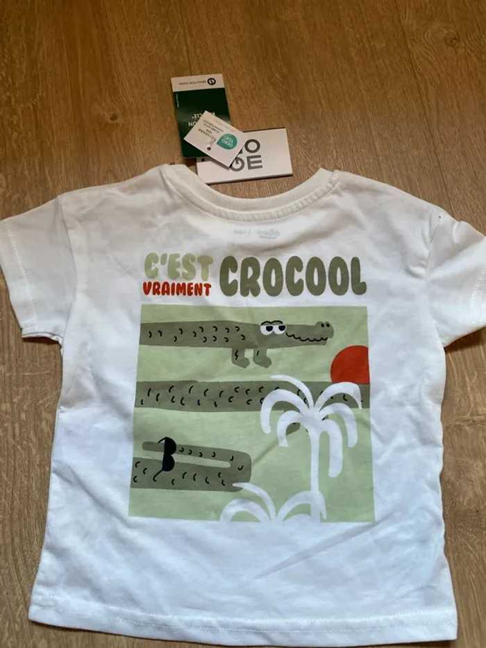 T-shirt 18 mois neuf - photo numéro 2