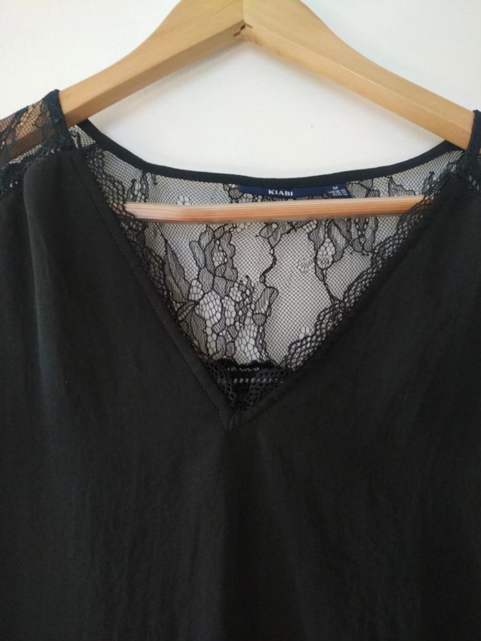 Kiabi top soyeux et dentelle, taille M - photo numéro 3