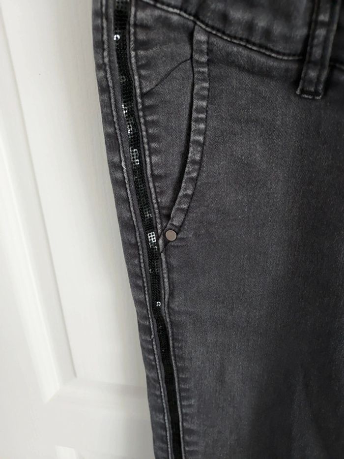 Jeans maternité gris noir - photo numéro 3