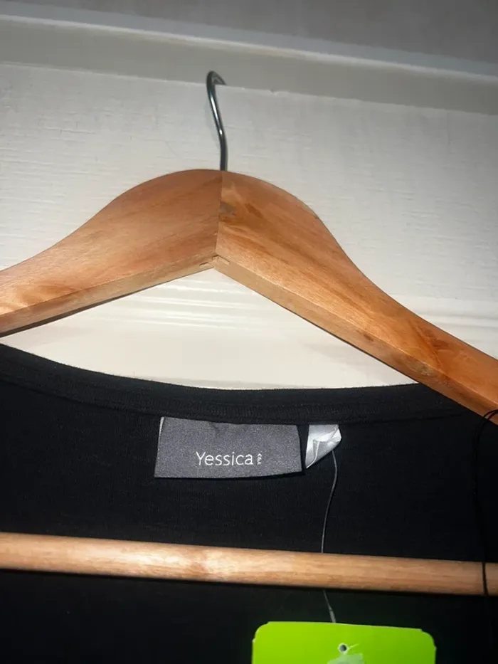 T-shirt Yessica - photo numéro 4