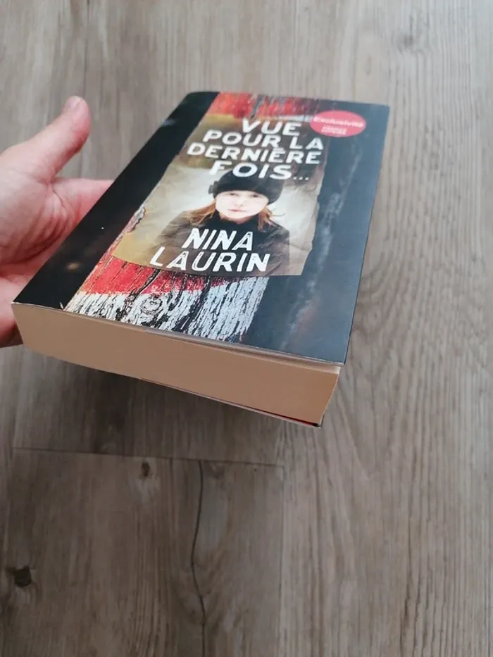 Livre Vue pour la dernière fois - photo numéro 4