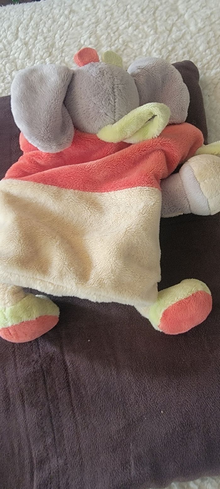 Marionnette éléphant Doudou et Compagnie - photo numéro 3