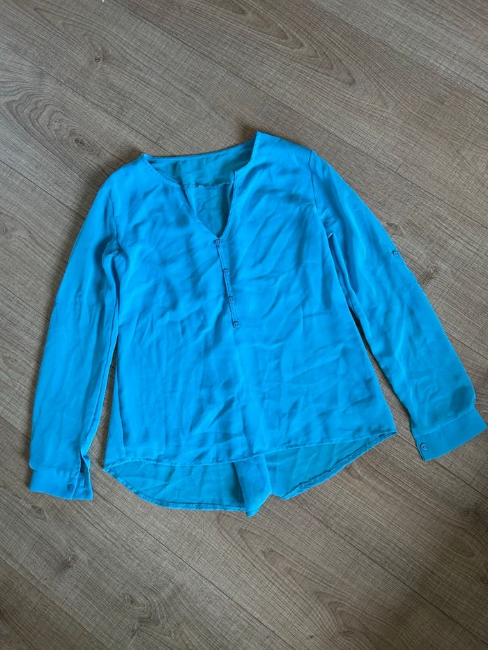 Blouse turquoise à manches longues taille 2 état satisfaisant (avec défaut) - photo numéro 8