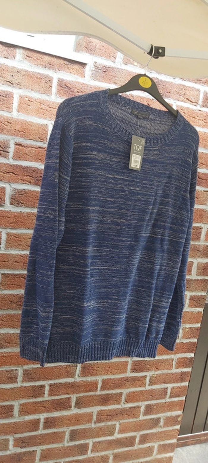 Pull bleu et blanc 14 ans