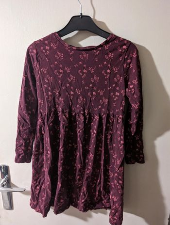 Robe bordeaux motif fleur