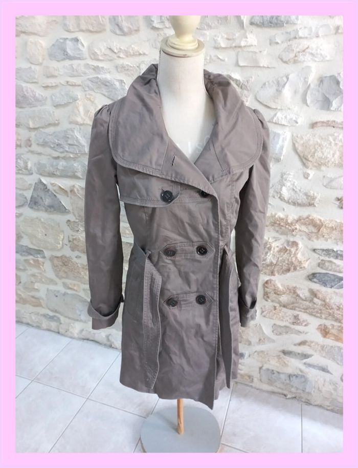 Trench-coat court Piazza Italia gris/taupe cintré - Taille S - Style chic décontracté - photo numéro 2