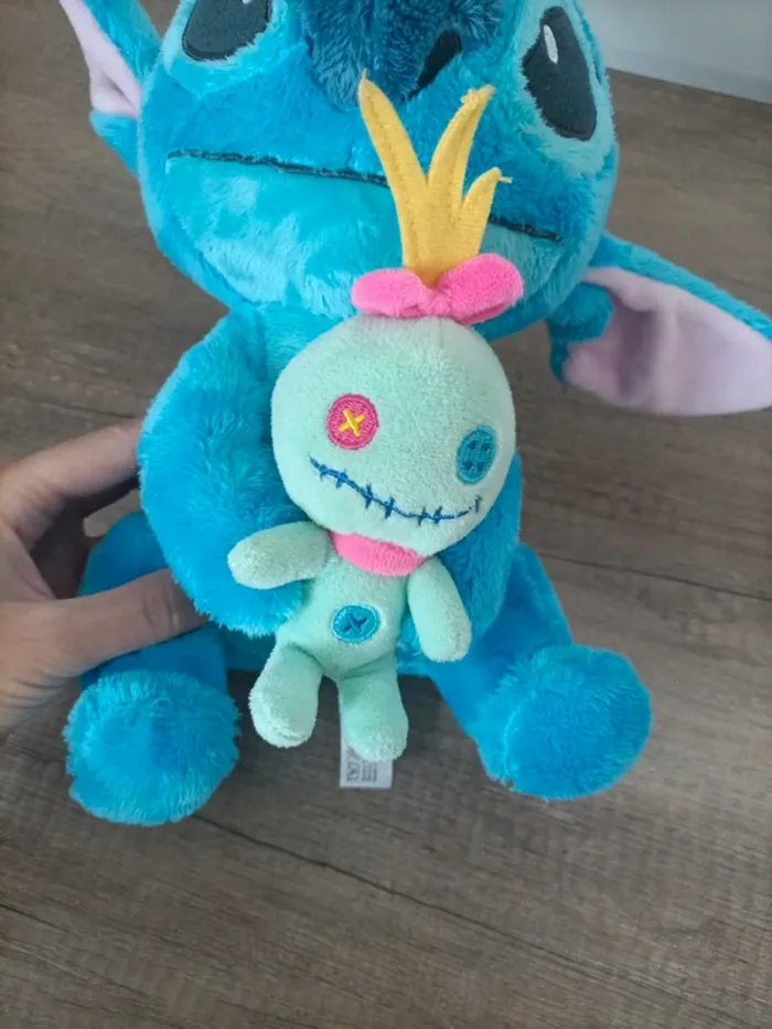 Peluche Stitch avec Souillon 25cm - photo numéro 3