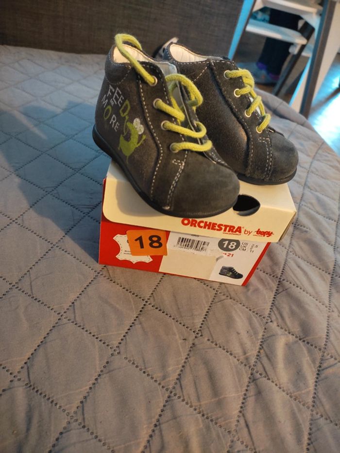Chaussures 18 neuve