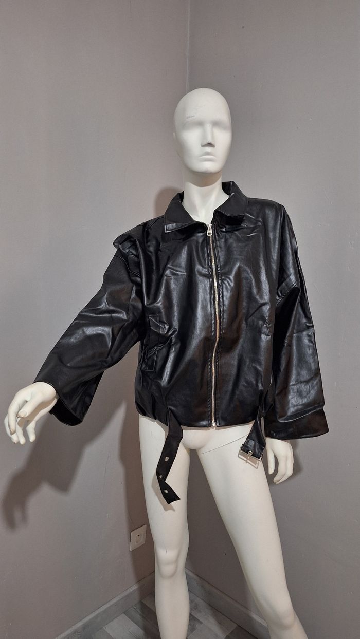 Veste légère simili cuir taille S neuve - photo numéro 2