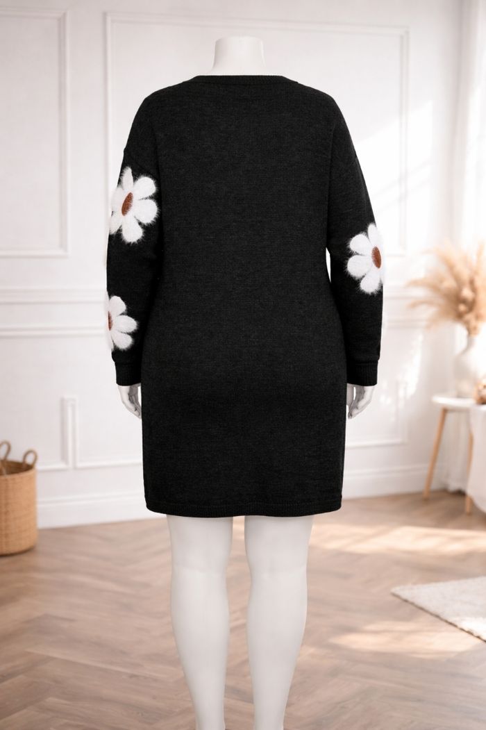 Robe pull en tricot noire au motif marguerites sur les manches Femme taille 54 marque Asos 💍 - photo numéro 6