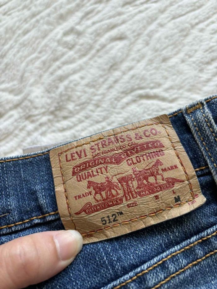 Jean Levi's 512 femme vintage (W30 L30 L/40) bleu Classic Slim Tapered Mexico taille haute – Rare - photo numéro 4