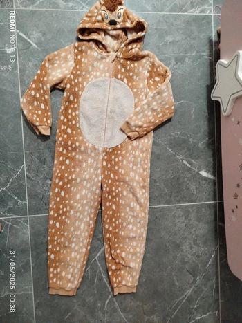 Pyjama hiver 1 pièce fille 5/6 ans combi  tout doux bien chaud Disney Bambi