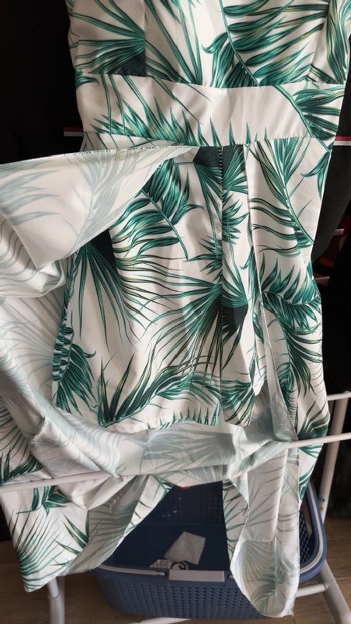 Robe short neuve - photo numéro 2