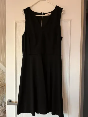 Petite robe noire Camaïeu (neuf, noir), XXL / 44 / 16