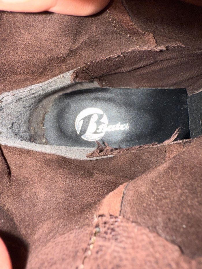 Bottines à talons en cuir Bata Taille 38 - photo numéro 6
